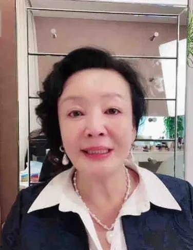 娱乐圈吃瓜长视频,长视频带你领略明星幕后生活